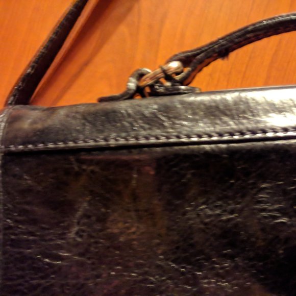 Italian Leather Shoulder Bag Unisex Brand New - Picture 4 of 12